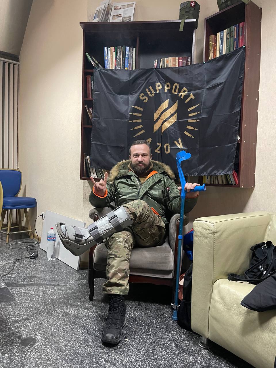 "Россия хочет, чтобы мы все покинули родную страну и забыли свою историю". Доброволец ВСУ чудом выжил после ранения